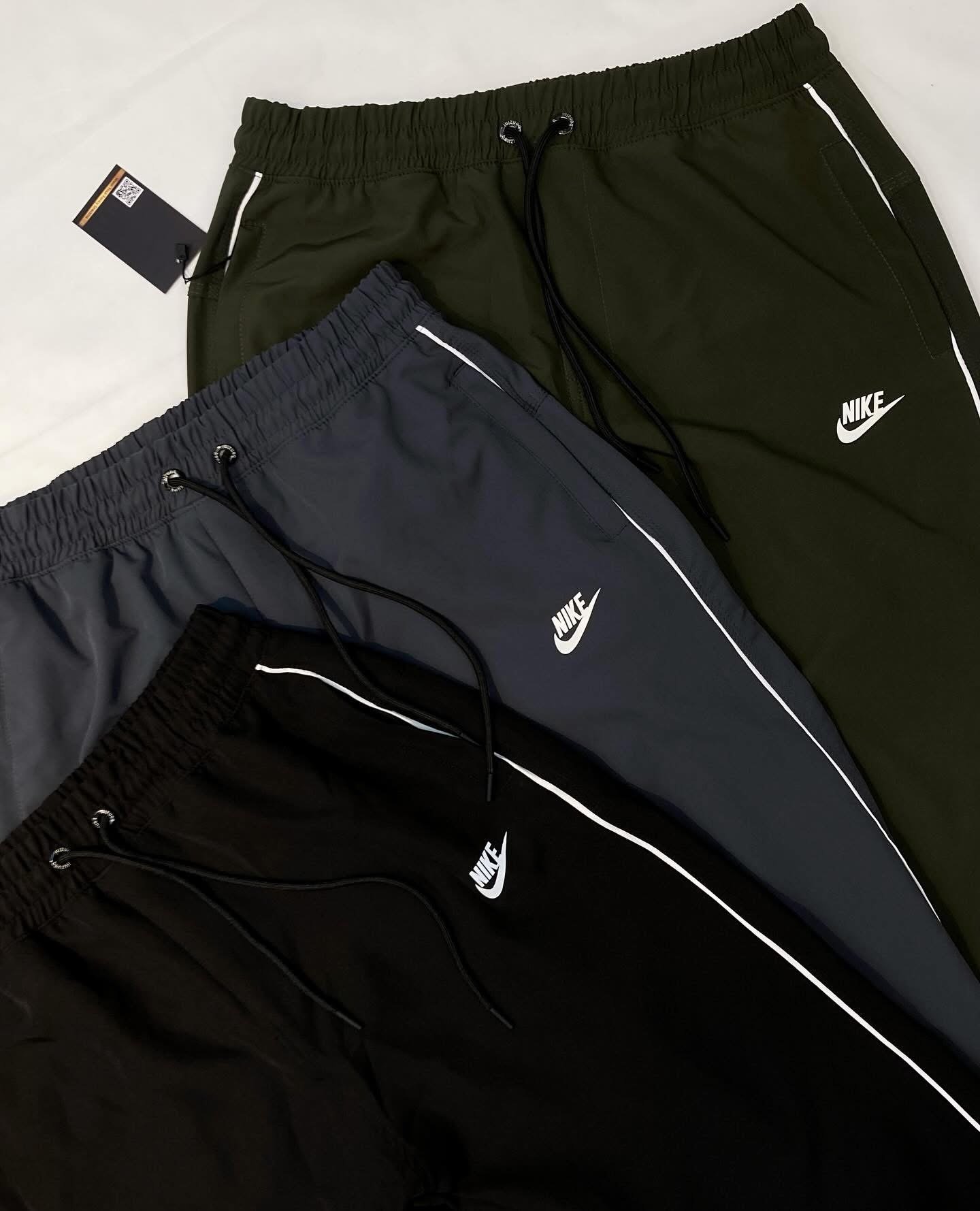 NIKE TROUSERS