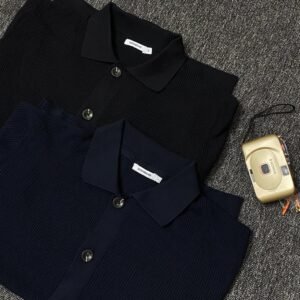 VINTAGE BUTTON SWEATER