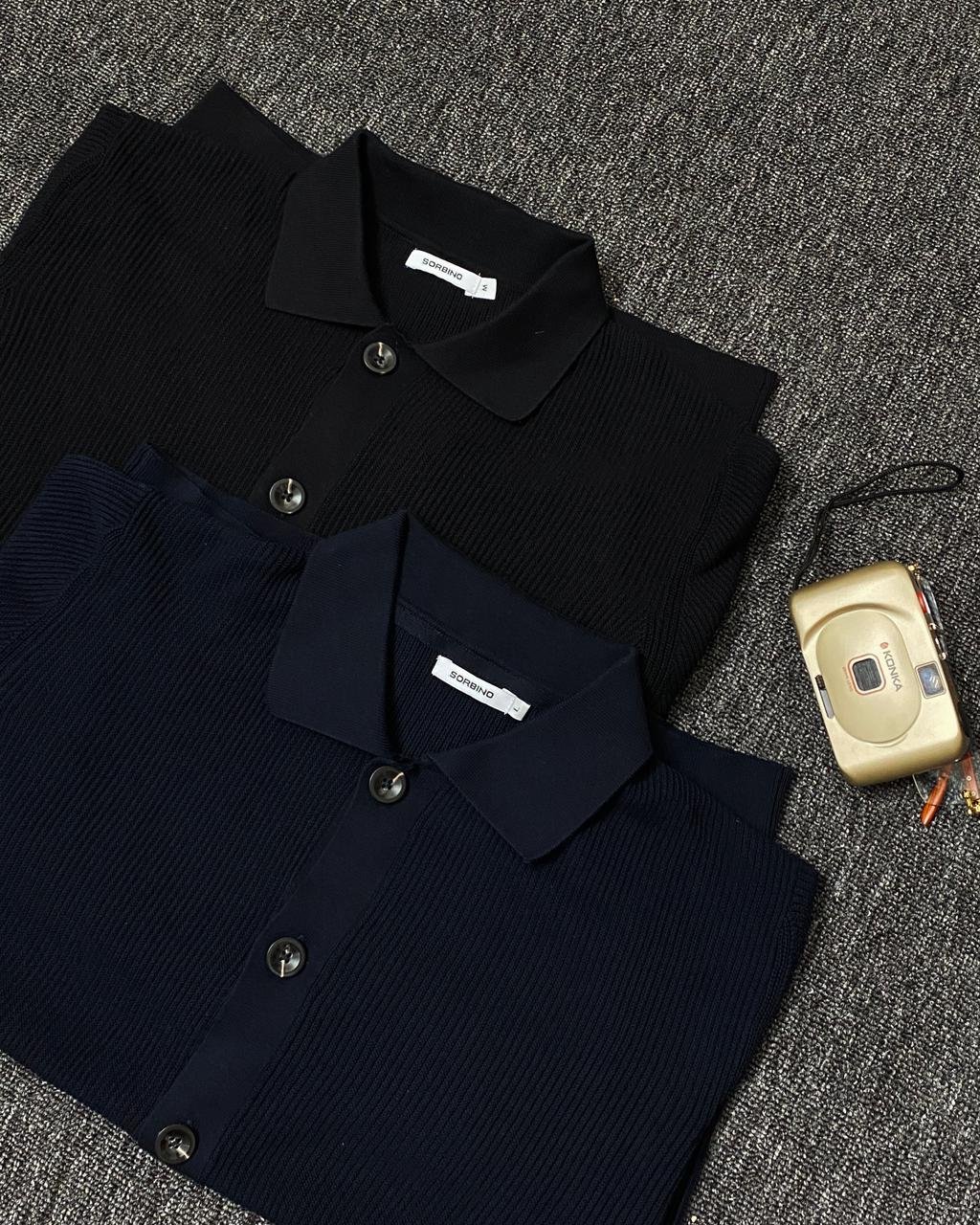 VINTAGE BUTTON SWEATER