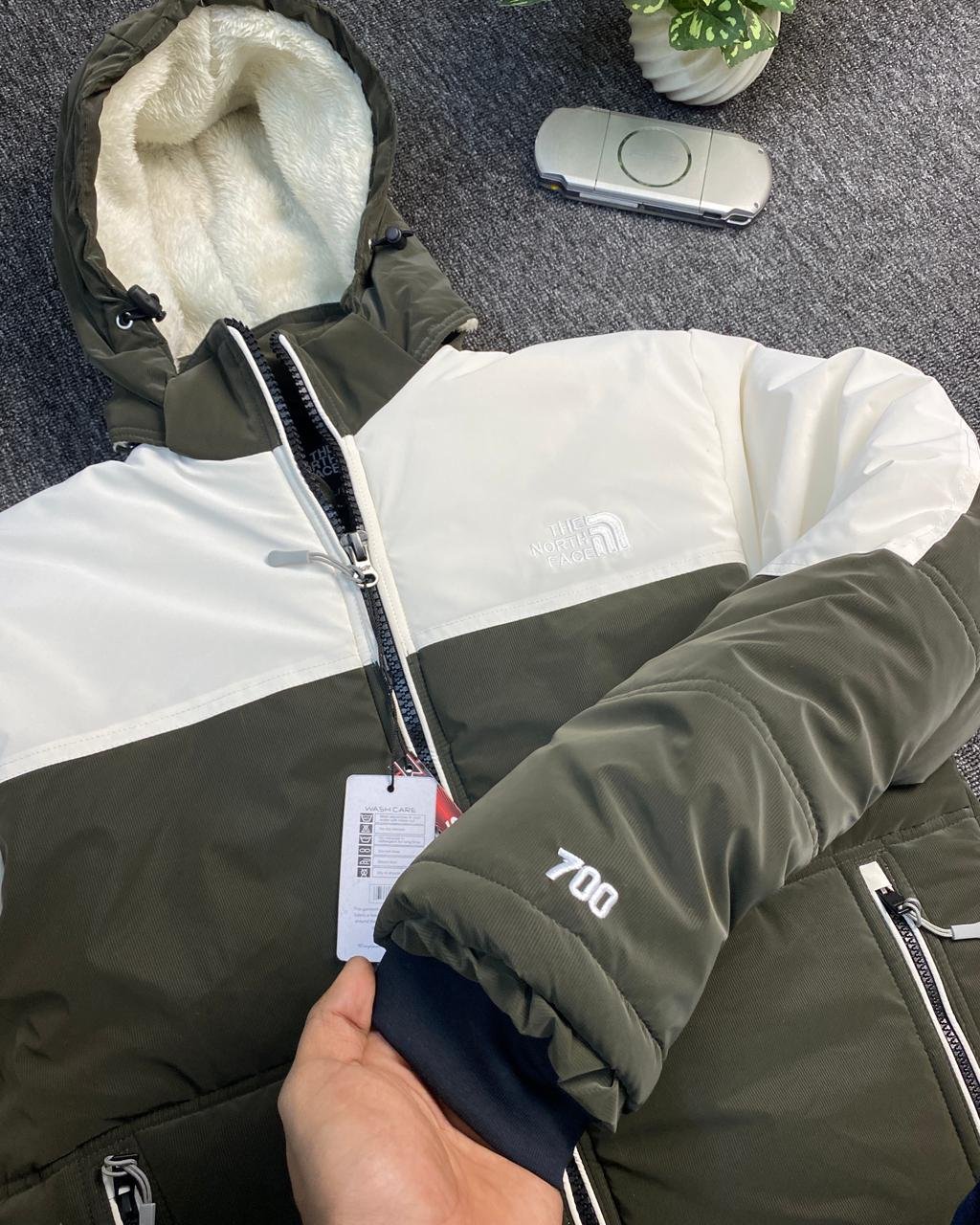 NORTHFACE JACKET - Image 10