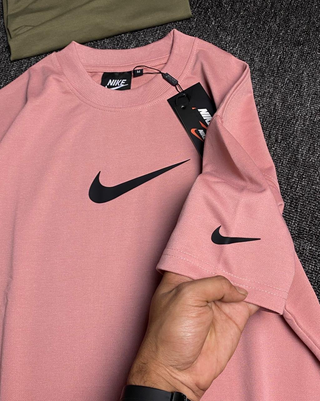 NIKE NEW TSHIRT - Image 7